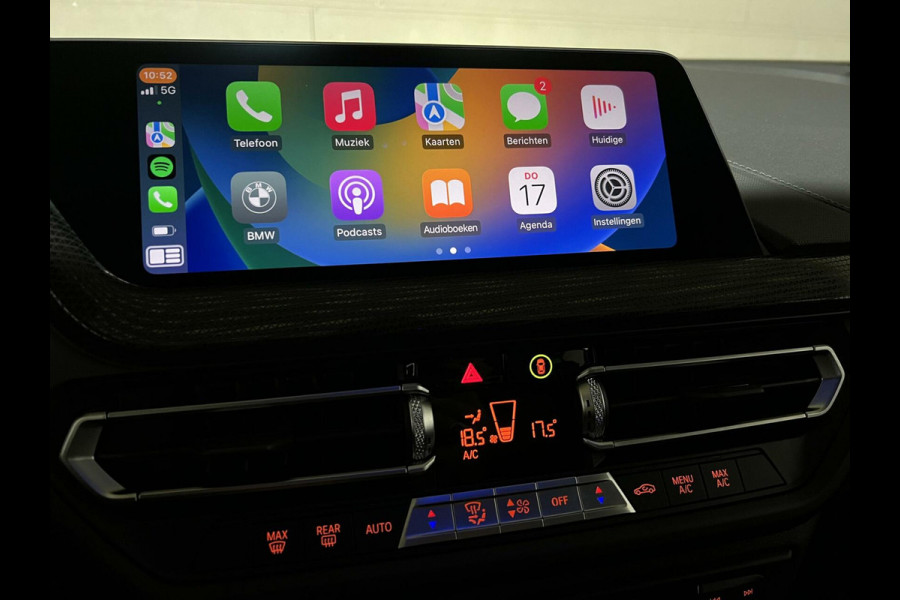 BMW 1-serie 118i Sport Navi Cruise CarPlay Sfeerver Trek NAP