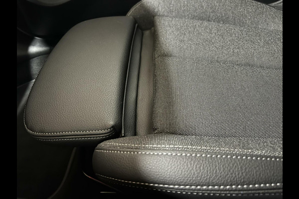 BMW 1-serie 118i Sport Navi Cruise CarPlay Sfeerver Trek NAP