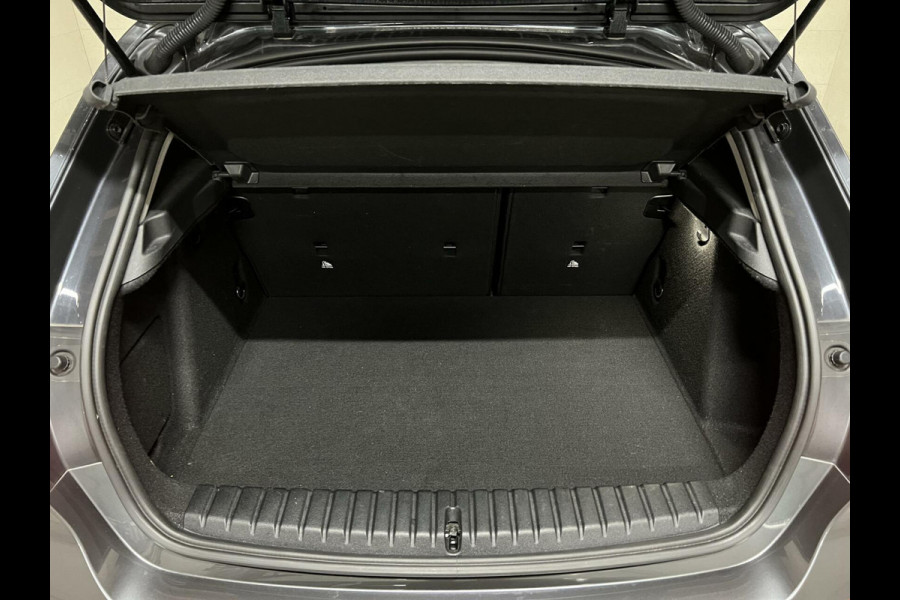 BMW 1-serie 118i Sport Navi Cruise CarPlay Sfeerver Trek NAP