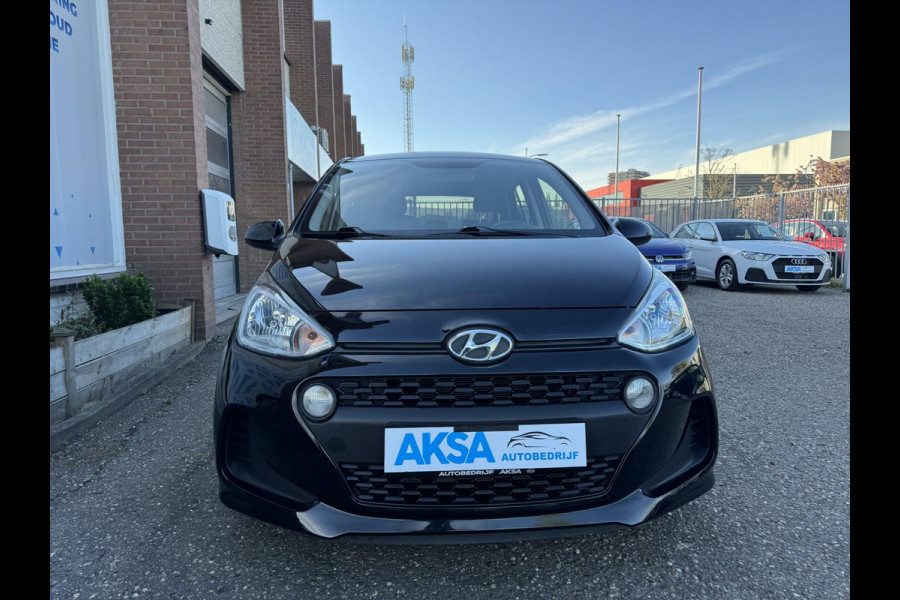 Hyundai i10 1.2i 87pk CarPlay Stoelvw CruiseC Stuurvw Navi