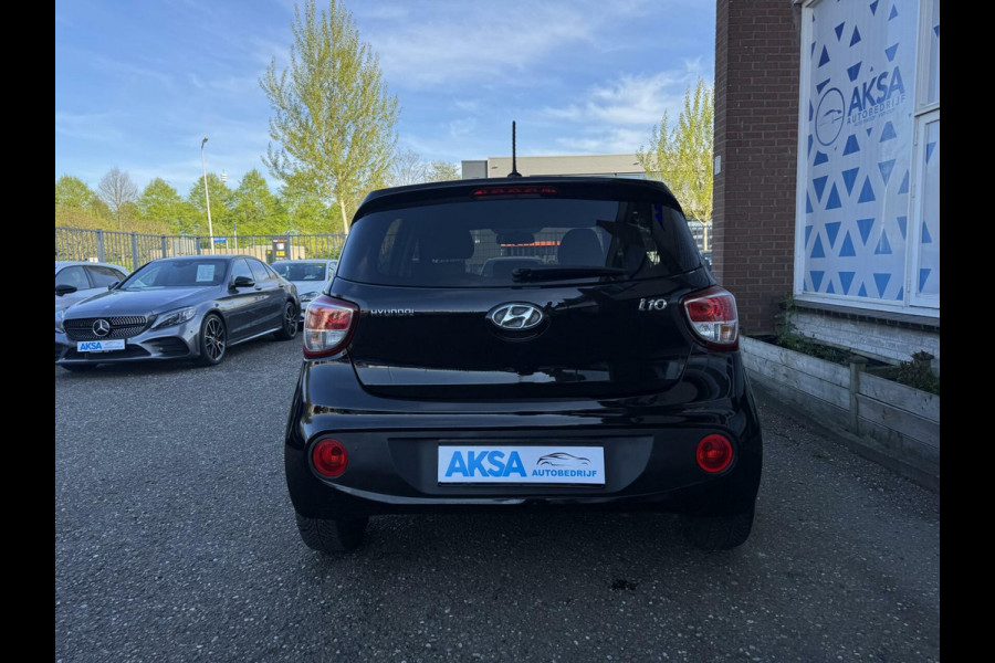 Hyundai i10 1.2i 87pk CarPlay Stoelvw CruiseC Stuurvw Navi
