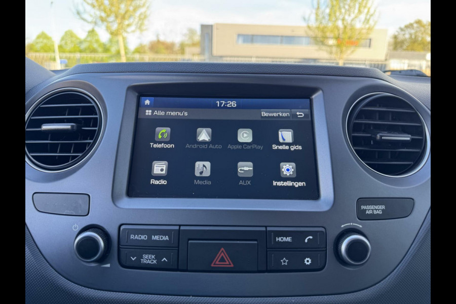 Hyundai i10 1.2i 87pk CarPlay Stoelvw CruiseC Stuurvw Navi