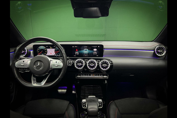 Mercedes-Benz CLA-Klasse 180 AMG | Camera | Pano | Sfeer | Nap