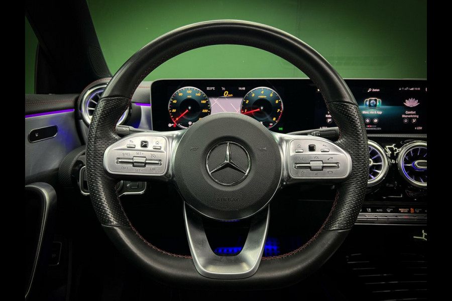 Mercedes-Benz CLA-Klasse 180 AMG | Camera | Pano | Sfeer | Nap