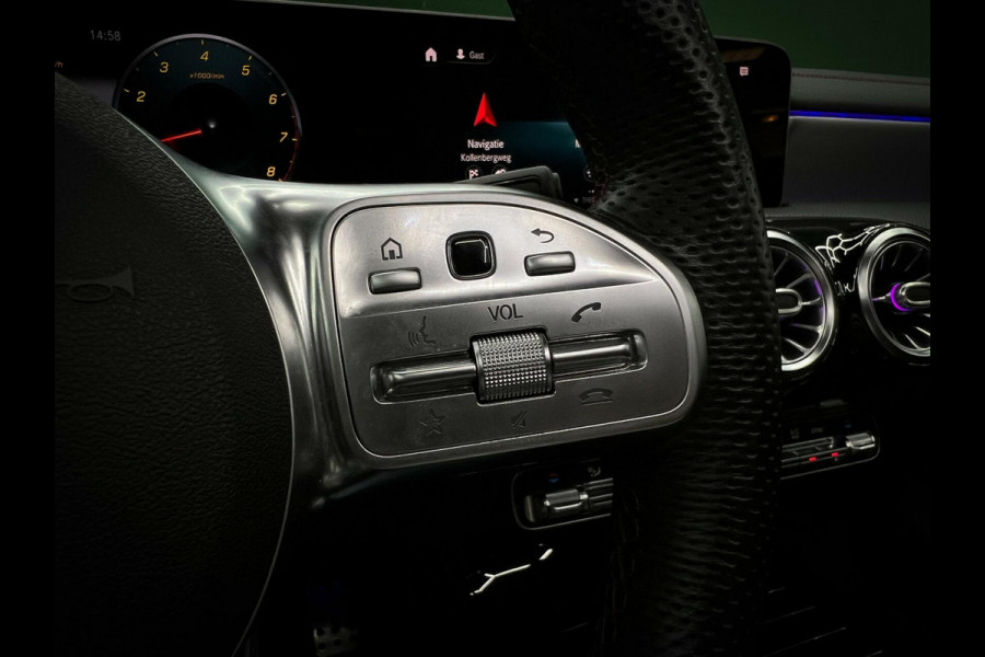 Mercedes-Benz CLA-Klasse 180 AMG | Camera | Pano | Sfeer | Nap