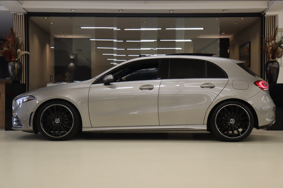 Mercedes-Benz A-Klasse 180 AMG PANODAK/CAMERA/STOELV/CARPLAY/VOL