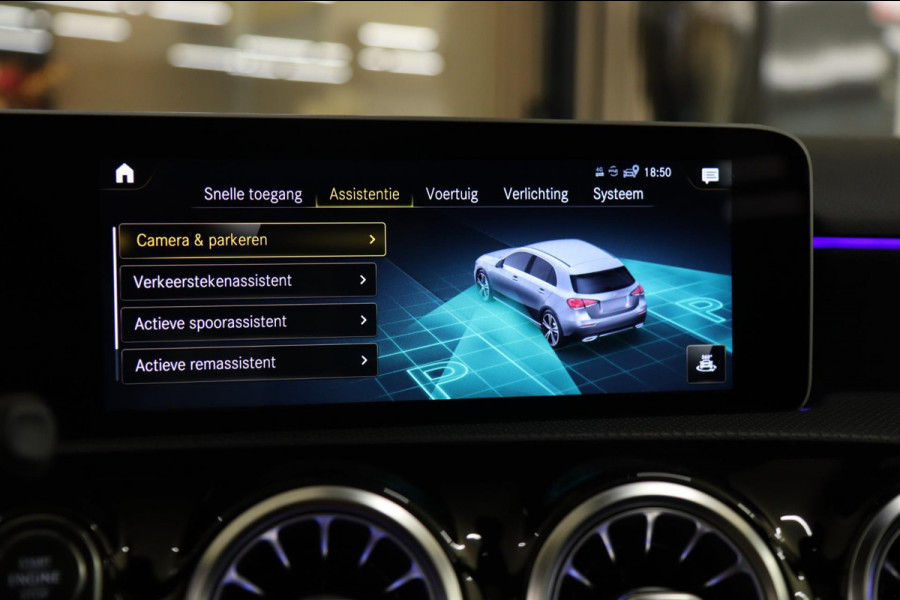 Mercedes-Benz A-Klasse 180 AMG PANODAK/CAMERA/STOELV/CARPLAY/VOL