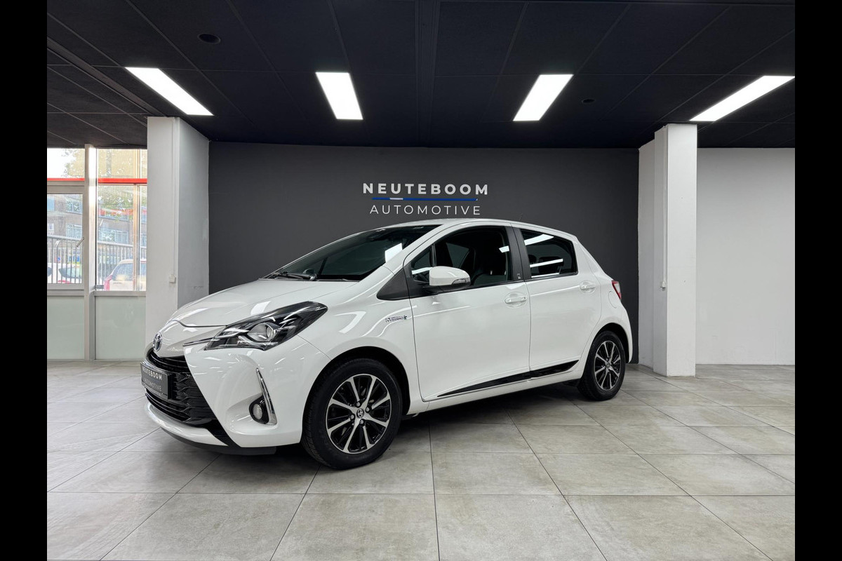 Toyota Yaris 1.5 Hybrid Team Duitsland | Lane | Cam | Clima| Toyota Yaris 1.5 Hybrid Team Duitsland | Lane | Cam | Clima|