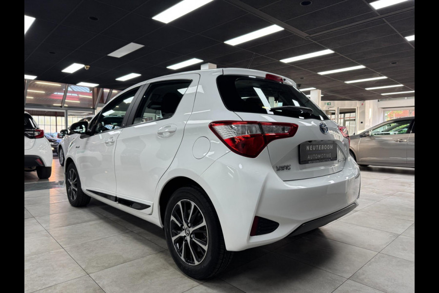 Toyota Yaris 1.5 Hybrid Team Duitsland | Lane | Cam | Clima|