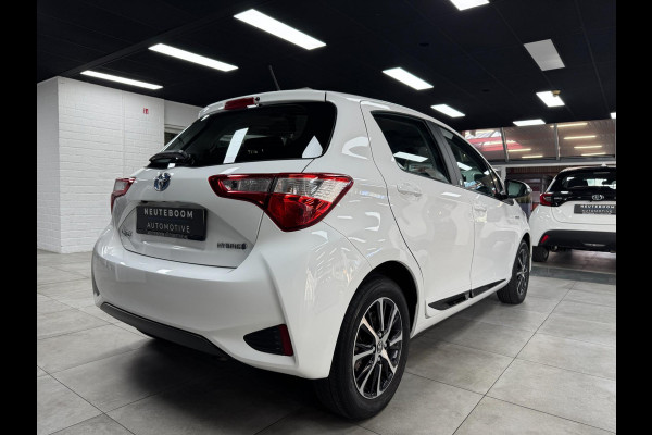 Toyota Yaris 1.5 Hybrid Team Duitsland | Lane | Cam | Clima|