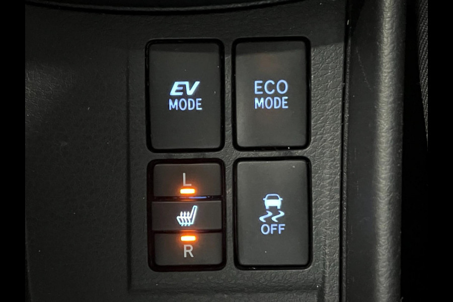 Toyota Yaris 1.5 Hybrid Team Duitsland | Lane | Cam | Clima|