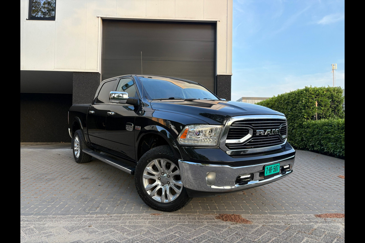 Dodge Ram 1500 5.7 V8 4x4 Crew Cab Longhorn - Luchtvering - Bomvol Dodge Ram 1500 5.7 V8 4x4 Crew Cab Longhorn - Luchtvering - Bomvol