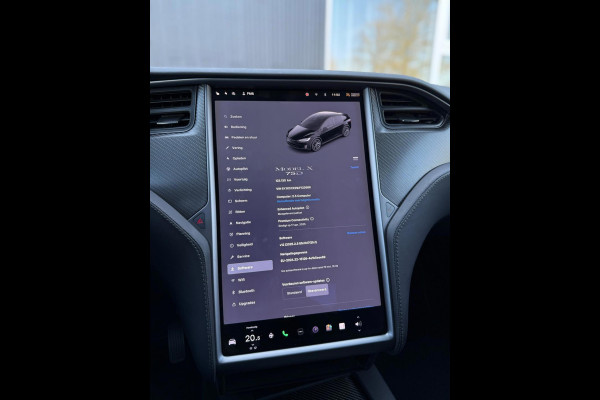 Tesla Model X 75D Base Auto Pilot Trekhaak Black Pack