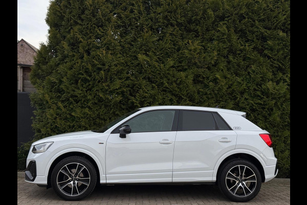 Audi Q2 35 TFSI 2x S-Line CarPlay Camera LED