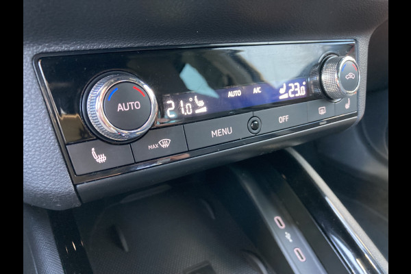 Škoda SCALA 1.0 TSi 110pk DSG Sport Business NAVI/VIRTUAL/CARPLAY/PDC/WINTERPACK
