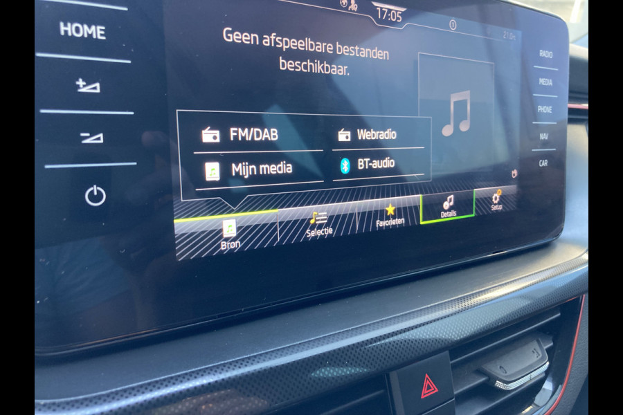 Škoda SCALA 1.0 TSi 110pk DSG Sport Business NAVI/VIRTUAL/CARPLAY/PDC/WINTERPACK