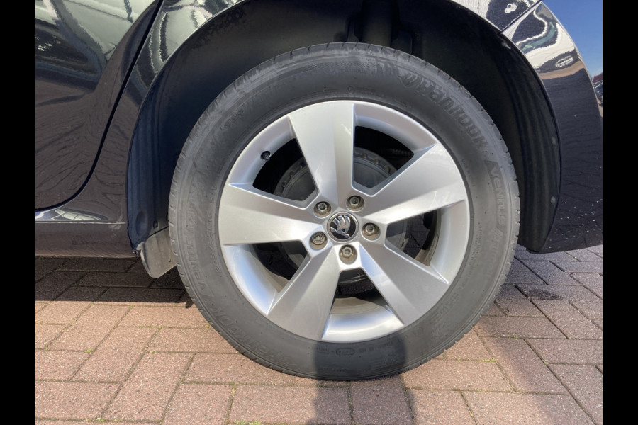 Škoda SCALA 1.0 TSi 110pk DSG Sport Business NAVI/VIRTUAL/CARPLAY/PDC/WINTERPACK