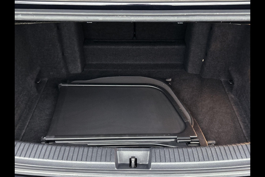 Volkswagen T-Roc Cabrio 1.0 TSI Style NAVI ELECTR-KAP