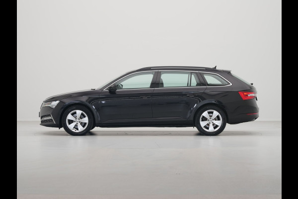 Škoda Superb Combi 1.4 TSI iV 218pk Ambition Trekhaak Navigatie Virtual Cockpit Stoelverwarming Carplay 37