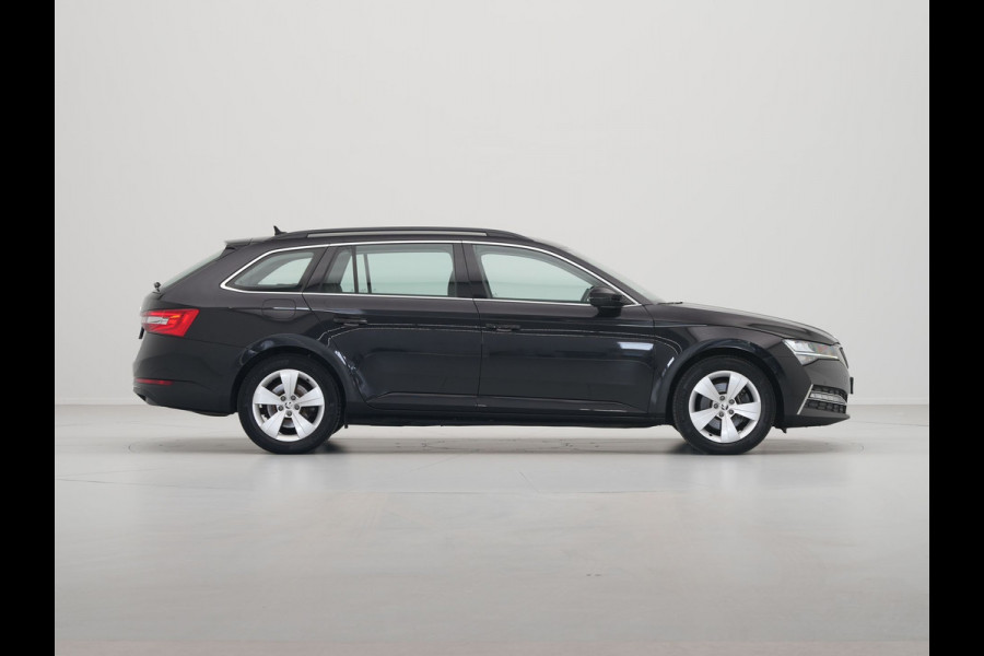 Škoda Superb Combi 1.4 TSI iV 218pk Ambition Trekhaak Navigatie Virtual Cockpit Stoelverwarming Carplay 37