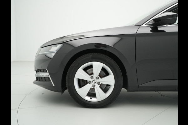 Škoda Superb Combi 1.4 TSI iV 218pk Ambition Trekhaak Navigatie Virtual Cockpit Stoelverwarming Carplay 37