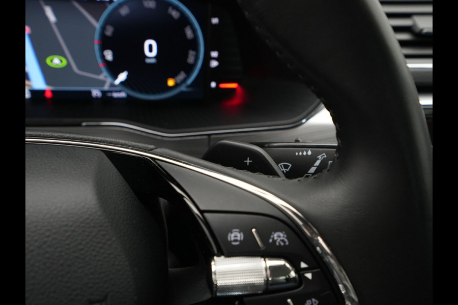 Škoda Superb Combi 1.4 TSI iV 218pk Ambition Trekhaak Navigatie Virtual Cockpit Stoelverwarming Carplay 37