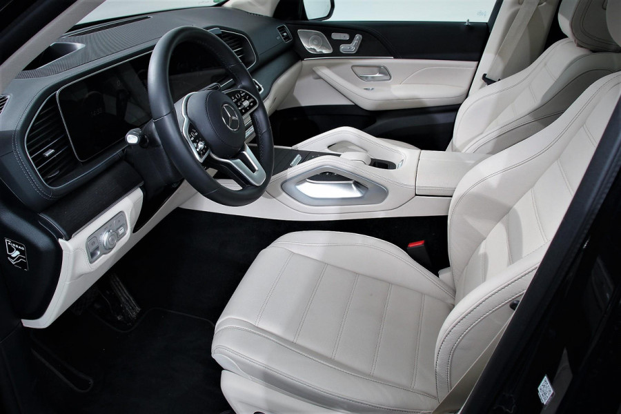 Mercedes-Benz GLE 350 e AMG 4-MATIC leder adaptive Cruise Control Burmester Audio Panorama dak 20 Inch Lichtmetalen Velgen Trekhaak