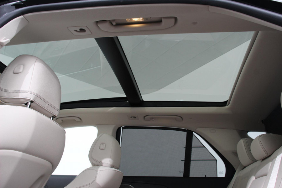 Mercedes-Benz GLE 350 e AMG 4-MATIC leder adaptive Cruise Control Burmester Audio Panorama dak 20 Inch Lichtmetalen Velgen Trekhaak