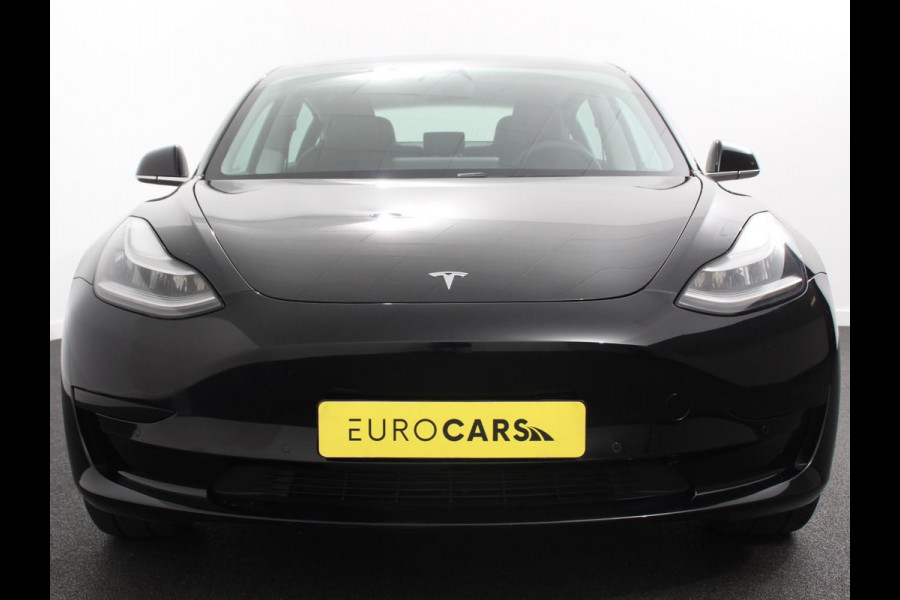 Tesla Model 3 Standard RWD Plus 60 kWh Autopilot Premium Connectivity Leder Panoramadak PDC VA + Camera