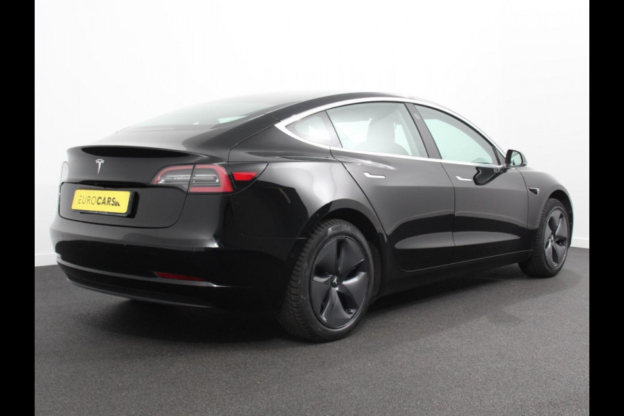 Tesla Model 3 Standard RWD Plus 60 kWh Autopilot Premium Connectivity Leder Panoramadak PDC VA + Camera