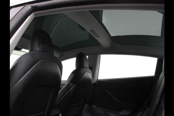 Tesla Model 3 Standard RWD Plus 60 kWh Autopilot Premium Connectivity Leder Panoramadak PDC VA + Camera