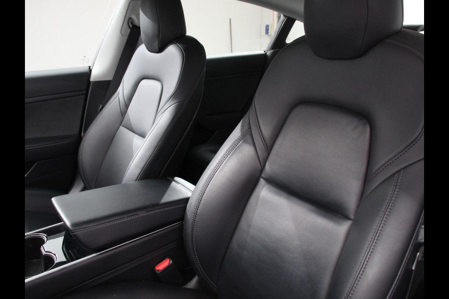 Tesla Model 3 Standard RWD Plus 60 kWh Autopilot Premium Connectivity Leder Panoramadak PDC VA + Camera