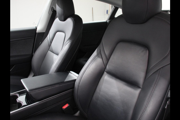 Tesla Model 3 Standard RWD Plus 60 kWh Autopilot Premium Connectivity Leder Panoramadak PDC VA + Camera