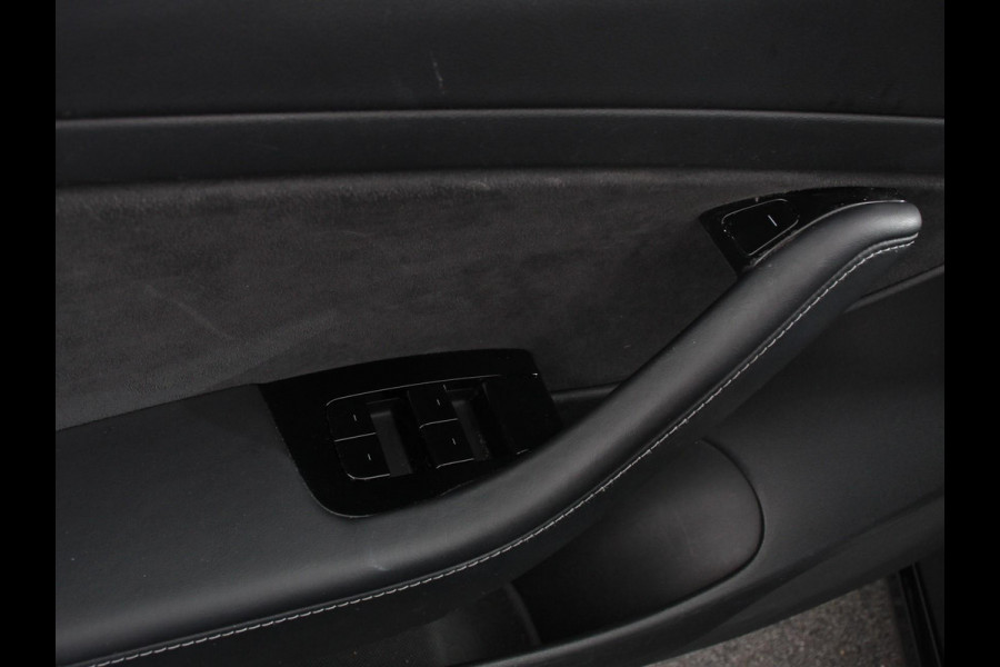 Tesla Model 3 Standard RWD Plus 60 kWh Autopilot Premium Connectivity Leder Panoramadak PDC VA + Camera