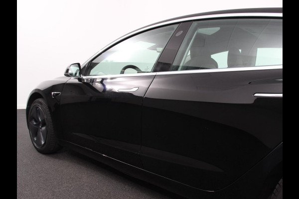 Tesla Model 3 Standard RWD Plus 60 kWh Autopilot Premium Connectivity Leder Panoramadak PDC VA + Camera