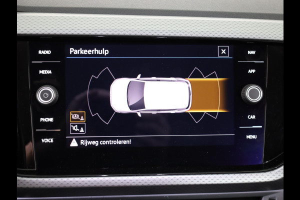 Volkswagen T-Cross 1.0 TSI R-Line Ext/ 110PK DSG (Automaat) | Digitaal dashboard | Stoelverwarming | Navigatie |