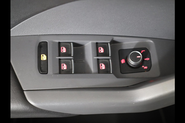 Volkswagen T-Cross 1.0 TSI R-Line Ext/ 110PK DSG (Automaat) | Digitaal dashboard | Stoelverwarming | Navigatie |