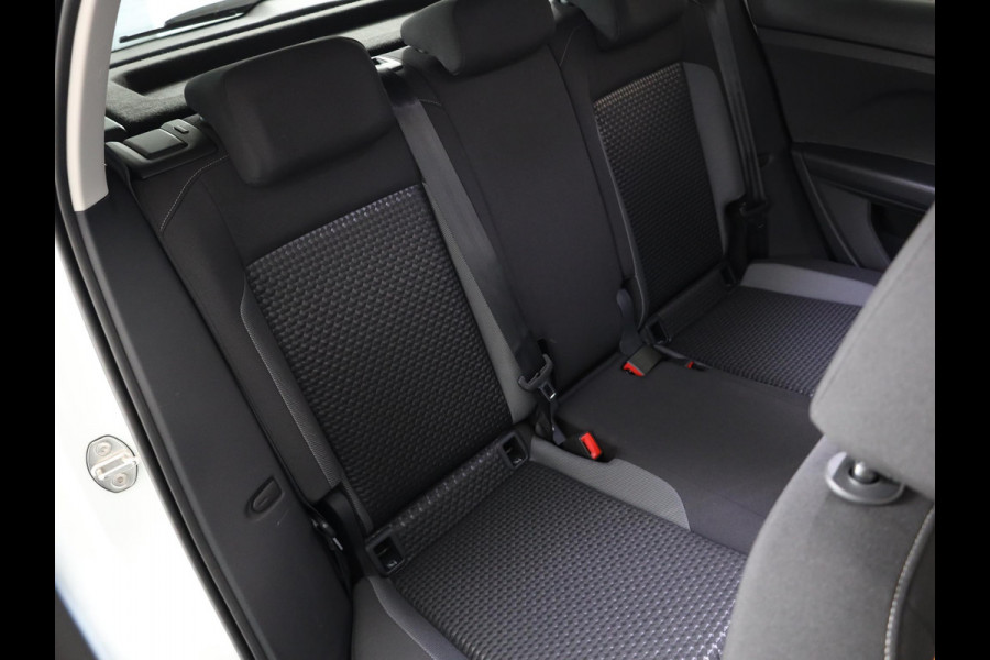 Volkswagen T-Cross 1.0 TSI R-Line Ext/ 110PK DSG (Automaat) | Digitaal dashboard | Stoelverwarming | Navigatie |