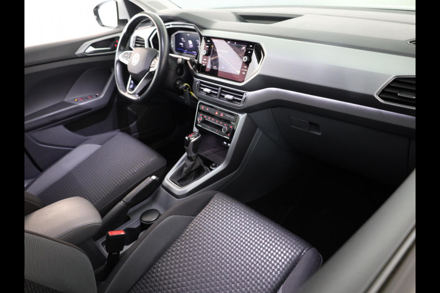 Volkswagen T-Cross 1.0 TSI R-Line Ext/ 110PK DSG (Automaat) | Digitaal dashboard | Stoelverwarming | Navigatie |