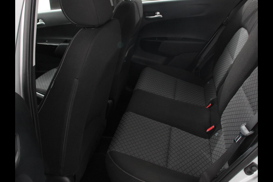 Kia Picanto 1.0 DPI Automaat DynamicLine Kia Picanto 1.0 DPI DynamicLine | Navigatie | |Apple Carplay/Android auto | Airco | Camera | DAB | Lichtmetalen velgen | Bluetooth