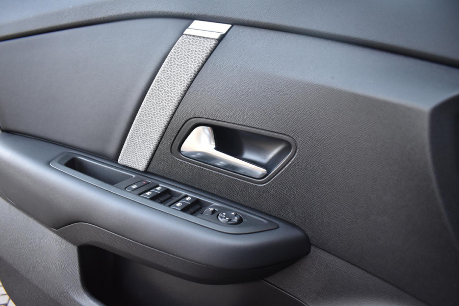 Citroën C4 X 1.2 Puretech 130PK Automaat Shine | Navi | Camera | Incl. garantie