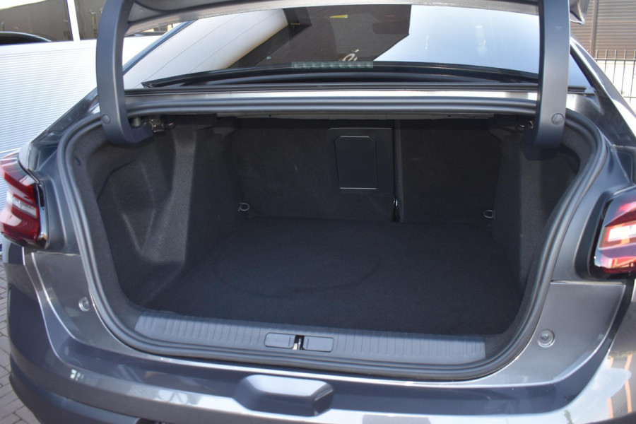 Citroën C4 X 1.2 Puretech 130PK Automaat Shine | Navi | Camera | Incl. garantie