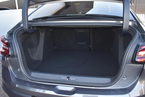 Citroën C4 X 1.2 Puretech 130PK Automaat Shine | Navi | Camera | Incl. garantie