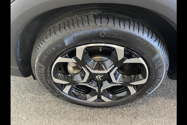 Citroën C5 Aircross 1.2 130PK Aut-8 PureTech Feel Airco ECC Carplay Navi Cruise Control Full LED 18" LM Velgen Privacy Glass PDC VA + Camera Keyless