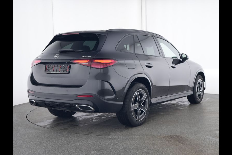 Mercedes-Benz GLC 400 e 4MATIC AMG Plug-In Hybride | AMG Line Premium | Night Pakket | Trekhaak | Panorama Schuif-Kanteldak | Rijassistentiepakket plus | Inclusief 24 maanden MB Certified garantie voor Europa.