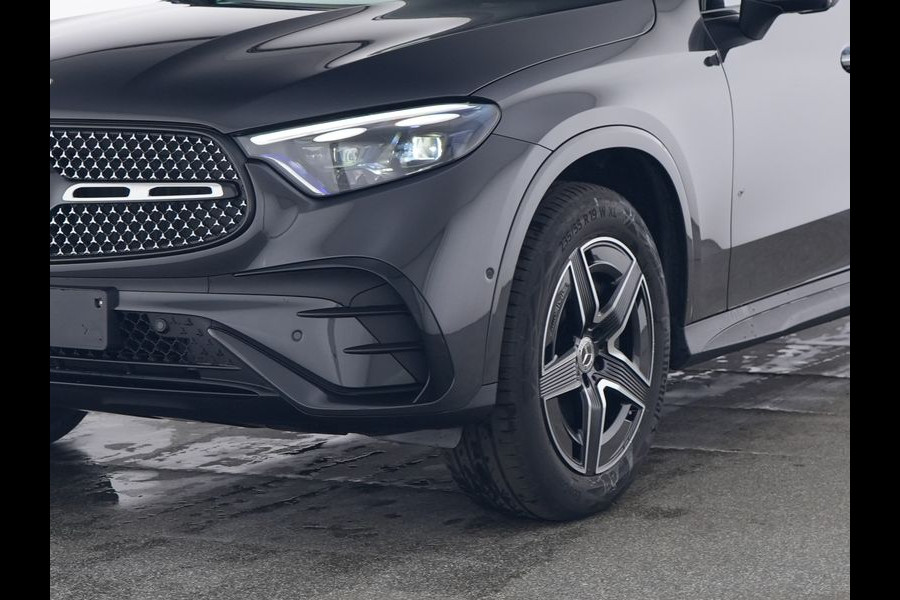 Mercedes-Benz GLC 400 e 4MATIC AMG Plug-In Hybride | AMG Line Premium | Night Pakket | Trekhaak | Panorama Schuif-Kanteldak | Rijassistentiepakket plus | Inclusief 24 maanden MB Certified garantie voor Europa.