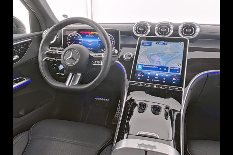 Mercedes-Benz GLC 400 e 4MATIC AMG Plug-In Hybride | AMG Line Premium | Night Pakket | Trekhaak | Panorama Schuif-Kanteldak | Rijassistentiepakket plus | Inclusief 24 maanden MB Certified garantie voor Europa.