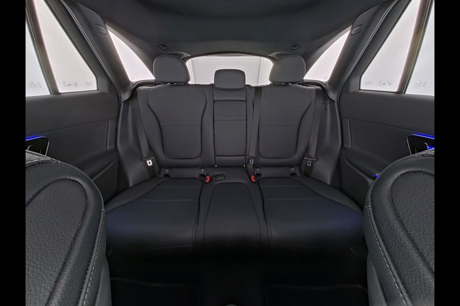 Mercedes-Benz GLC 400 e 4MATIC AMG Plug-In Hybride | AMG Line Premium | Night Pakket | Trekhaak | Panorama Schuif-Kanteldak | Rijassistentiepakket plus | Inclusief 24 maanden MB Certified garantie voor Europa.