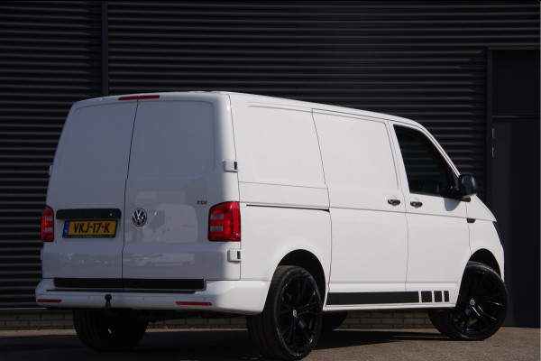 Volkswagen Transporter 2.0 TDI 3-ZITS, 204PK AUT. TREKHAAK, ADAPT. CRUISE, STANDKACHEL, NAVI, STOELVERWARMING