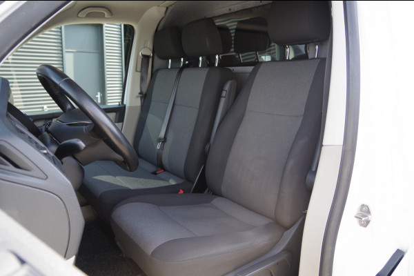 Volkswagen Transporter 2.0 TDI 3-ZITS, 204PK AUT. TREKHAAK, ADAPT. CRUISE, STANDKACHEL, NAVI, STOELVERWARMING